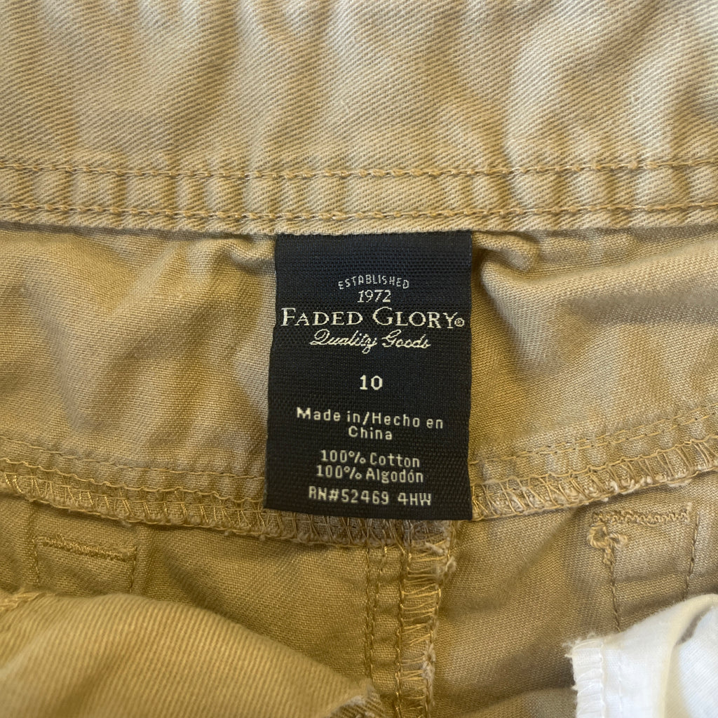 Adults Women’s Shorts 10