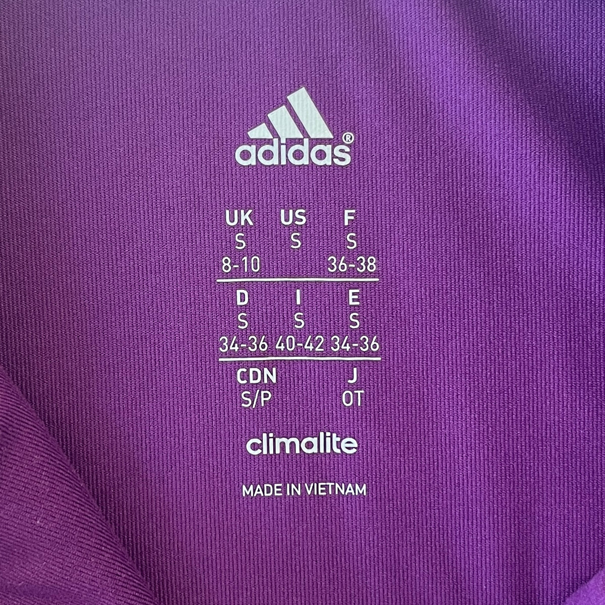 Adult female sweater small